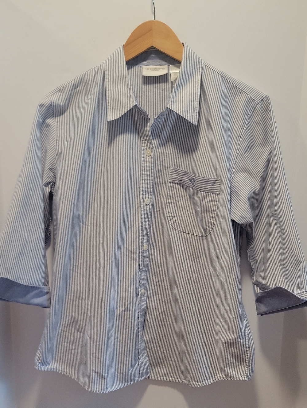 Liz Claiborne LizSport 3/4 Sleeve Blue Pinstripe Button-Down Shirt Womens Medium